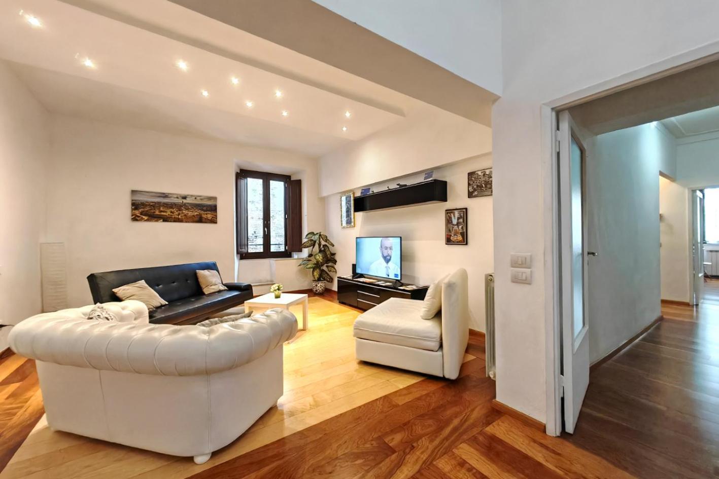 Ele Apartment