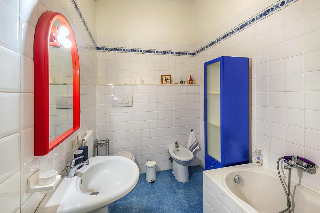 Ele Apartment